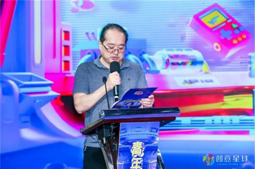 连花清瘟闪耀创青春公益盛典,与百万学子共同见证创新力量!