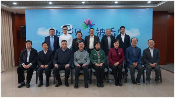 ���й�ҽ����ϵ�м�¼Ƭ������ר�⡶��Խÿһ�졷������ʽ�ھ�����